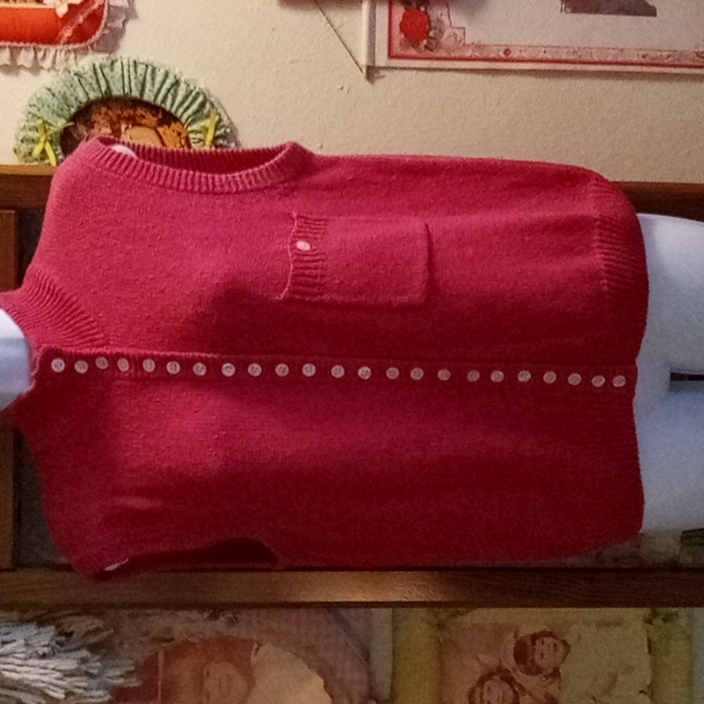 Vintage 80s,Hot Pink,Sleeveless Sweater Top with Mult-Button Down Front/Pocket💕